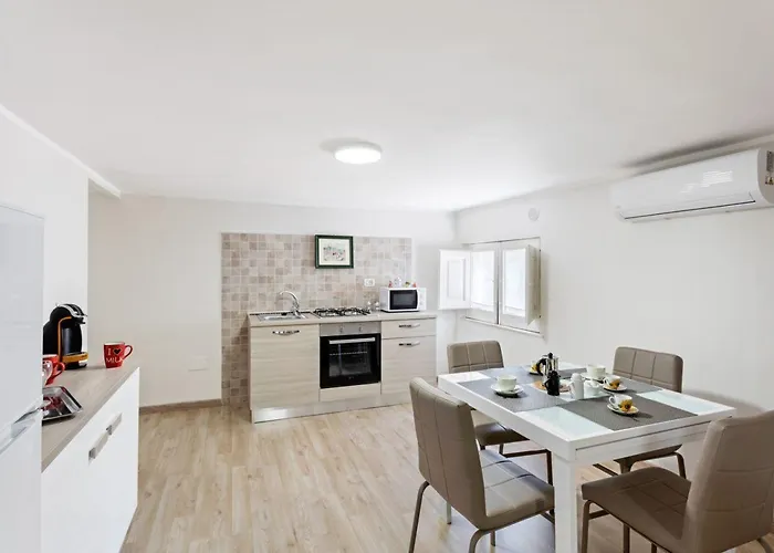 Bellini Cosy Flat Κατάνια